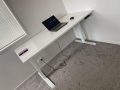 ElectricAdjustableDesk17_590x.jpg