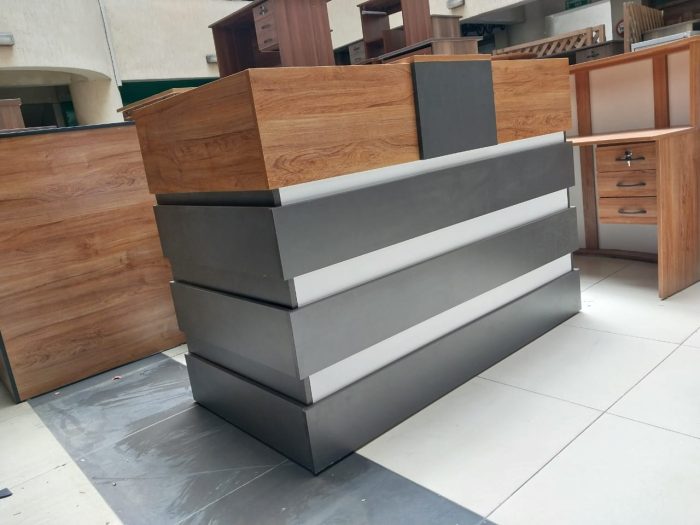 1.6-Meter Office Reception Table