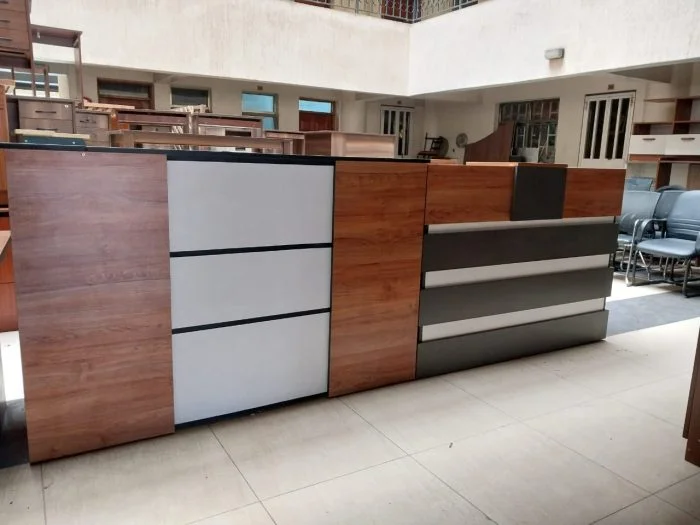 1.6-Meter Office Reception Table