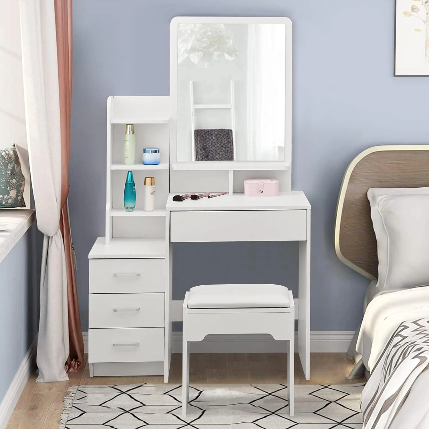 Dressers Dressers