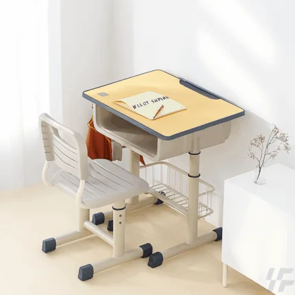 Kid's Desk