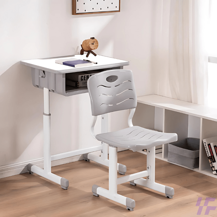 Kid's Desk